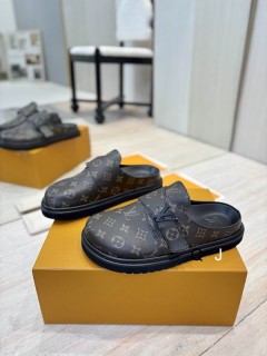 2025.05.08 Super Perfect LV Women Slippers size35-40 1377
