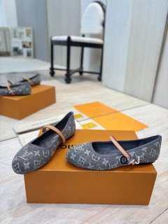 2025.05.08 Super Perfect LV Women Shoes sz35-40 1964