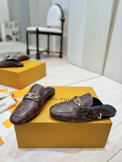 2025.05.08 Super Perfect LV Women Slippers size35-40 1371