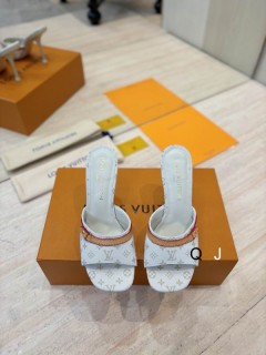 2025.05.08 Super Perfect LV Women Slippers size35-40 1366