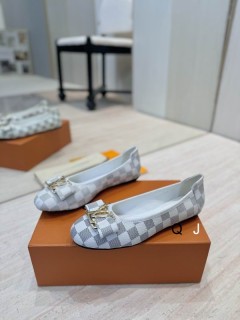 2025.05.13 Super Perfect LV Women Shoes sz35-40 1974