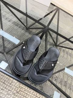 2025.05.14  Super Perfect Versace Men Slippers size38-46 421