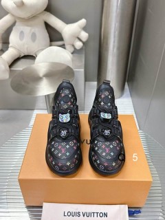 2025.05.15  Super Perfect LV Women Shoes sz35-40 1977