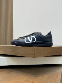 2025.05.15 Super Perfect Valentino Men Shose sz38-45 1714