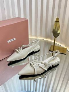 2025.08.15 Super Perfect MiuMiu Women Shoes sz35-40 305