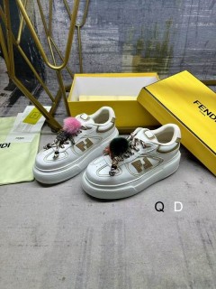 2025.08.18 Super Perfect FENDI Women shose sz35-40 234
