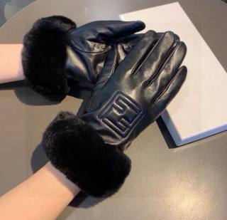 2025.10.09 Super Perfect Fendi Gloves 012