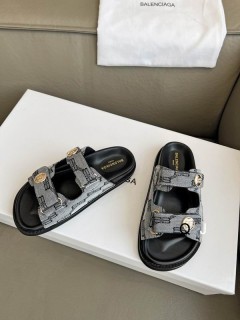 2025.11.18 Super Perfect Balenciaga Slippers Size35-40 349