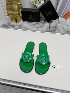2025.11.24 Super Perfect Versace Women Slippers size35-40 201