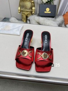 2025.11.24 Super Perfect Versace Women Slippers size35-40 224
