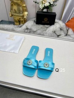 2025.11.24 Super Perfect Versace Women Slippers size35-40 226