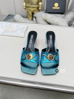 2025.11.24 Super Perfect Versace Women Slippers size35-40 218