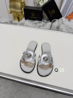 2025.11.24 Super Perfect Versace Women Slippers size35-40 198