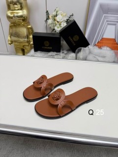 2025.11.24 Super Perfect Versace Women Slippers size35-40 202
