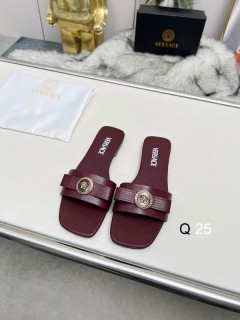 2025.11.24 Super Perfect Versace Women Slippers size35-40 216