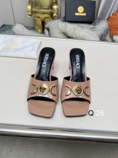 2025.11.24 Super Perfect Versace Women Slippers size35-40 230