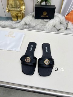 2025.11.24 Super Perfect Versace Women Slippers size35-40 220