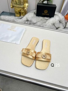 2025.11.24 Super Perfect Versace Women Slippers size35-40 222