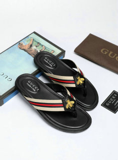 Gucci Men Slippers (134)