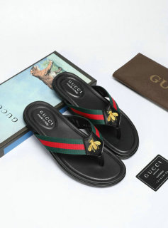 Gucci Men Slippers (135)