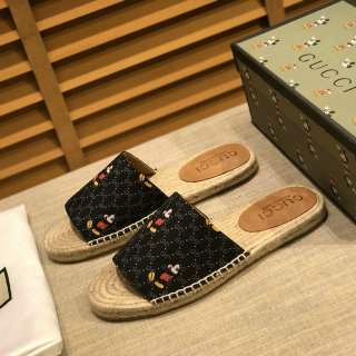 Gucci Men Slippers (141)