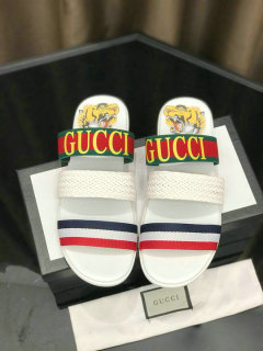 Gucci Men Slippers (160)