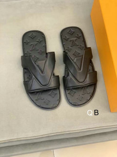 LV Slippers 38-44 (1)
