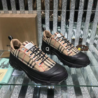 Burberry Shoes (1)