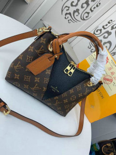 LV Handbag AAA (336)