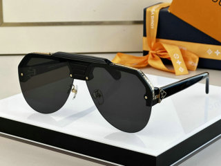LV Sunglasses AAAA (7)