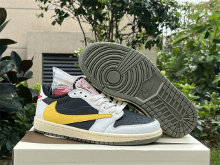 Authentic Travis Scott x Air Jordan 1 Low Yellow/Inverted Hook