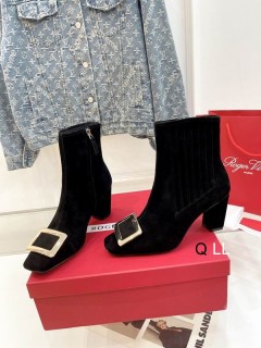 2023.12.11  Super Perfect Roger Vivier Women Shoes size35-40 023