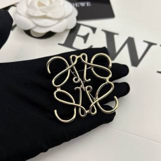 2024.03.05 Loewe Brooch 002