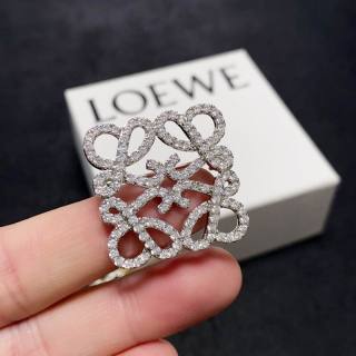 2024.03.05 Loewe Brooch 013