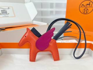 2024.03.05 HERMES keyring 019