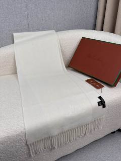 2024.09.30 Loro Piana Scarf 028