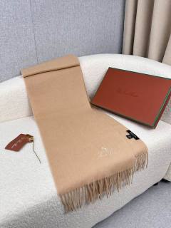 2024.09.30 Loro Piana Scarf 034