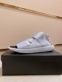 2024.10.31 Super Perfect Y3 Men Slippers size38-45 007