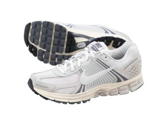 Nike Zoom Vomero 5 Women Shoes (20)