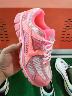 Nike Zoom Vomero 5 Women Shoes (25)