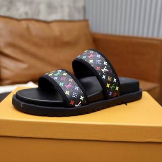 LV Slippers 38-45 (13)