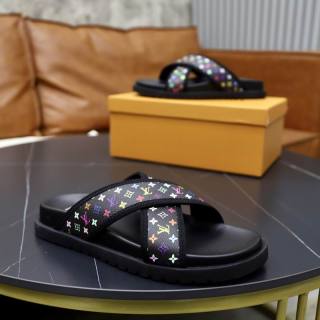 LV Slippers 38-45 (16)