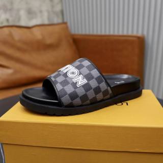 LV Slippers 38-45 (31)