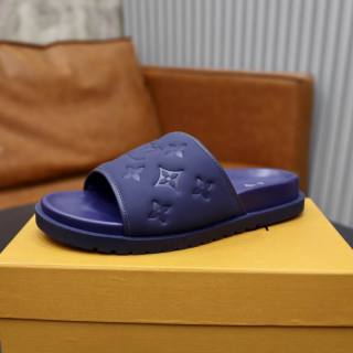 LV Slippers 38-45 (46)