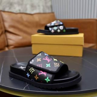 LV Slippers 38-45 (48)