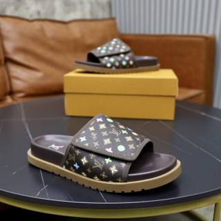 LV Slippers 38-45 (49)