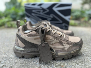OFF-WHITE Be Right Coffee Brown