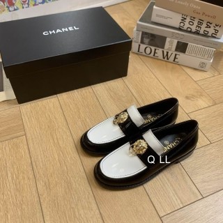 2025.07.26  Super Perfect Versace Women Shoes Sz35-40 086
