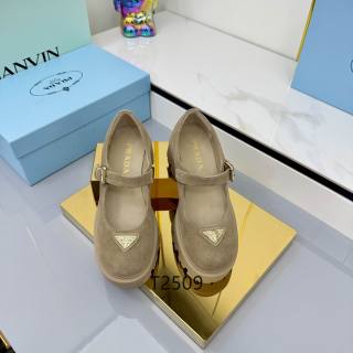 2025.12.29  Super Perfect Prada Women Shoes Size35-41 1088