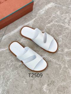 2025.12.29  Super Perfect Loro Piana Men Slippers Sz38-46 059